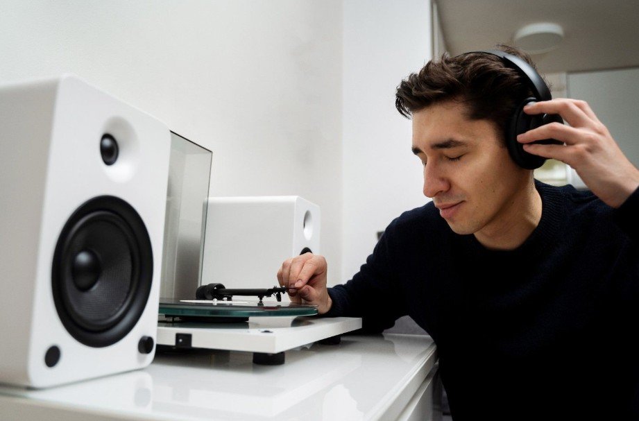 Can Headphone Calibration Software Improve Accuracy