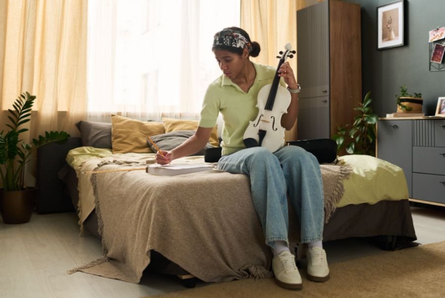 Do Rugs Help Reduce Echo on Hardwood Floors