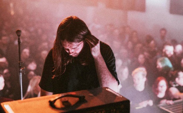 Follow Safe Mosh Pit and Crowd-Surfing Behavior