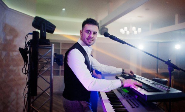 How Independent Artists Prepare for Live Shows