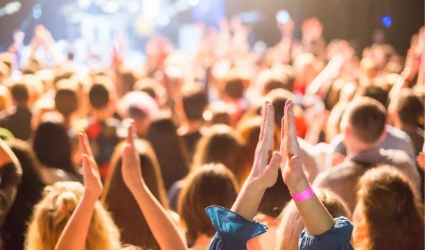 The Psychology of Performing in Front of Others