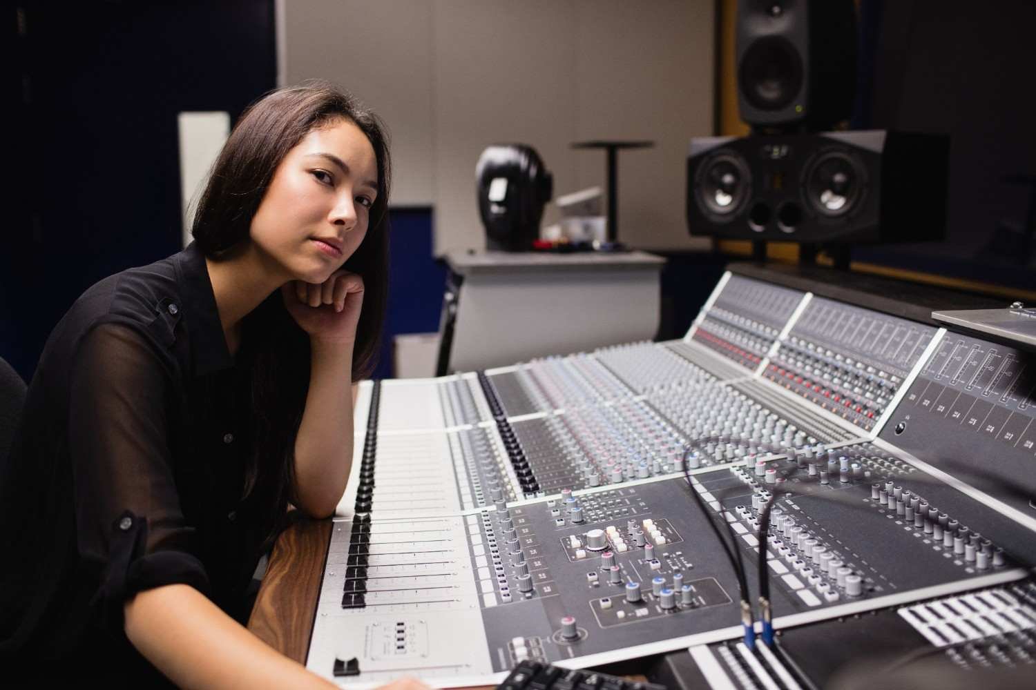 How Many Layers Should a Synth Have Before It Sounds Too Big?